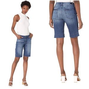 Kut from the Kloth Natalie Bermuda Jean Shorts, Medium Wash, Size 10